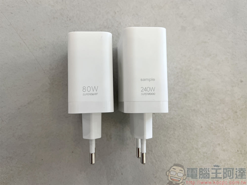 240W SUPERVOOC 飆速秒充旗艦 realme GT3 實機動眼看 - 電腦王阿達