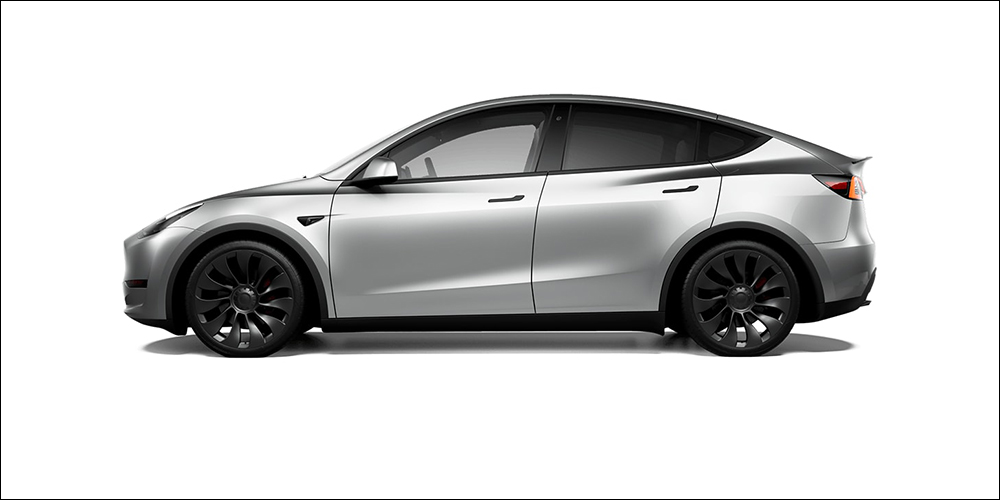 特斯拉 Model Y 在台新增「閃電銀」車色與「白內裝」選配，原現貨車推出限時直降 6 萬優惠！ - 電腦王阿達