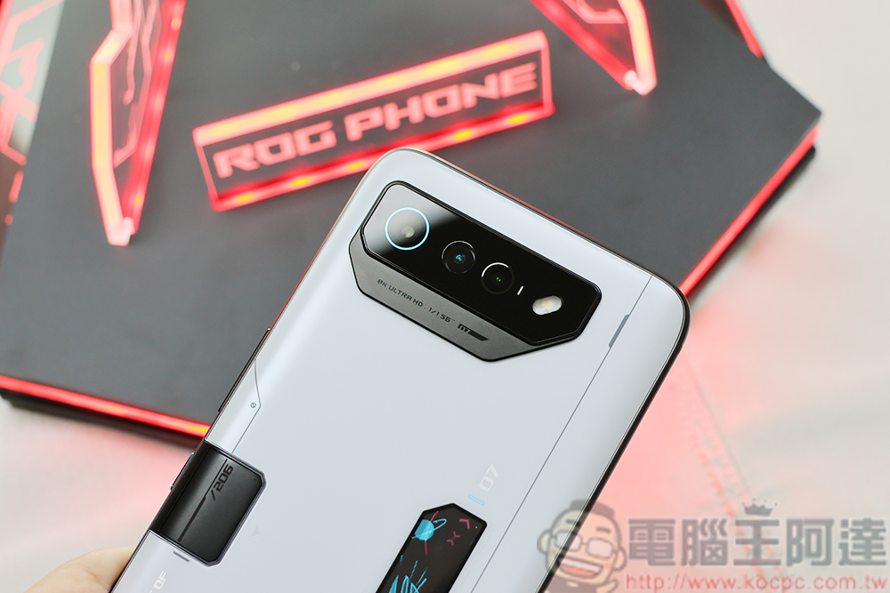 ROG Phone 7 系列發表，兩款新機強力助拳你的遊戲戰役 - 電腦王阿達