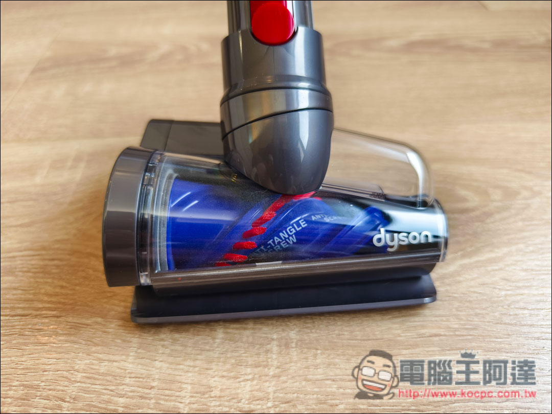 Dyson V12s Detect Slim Submarine 乾濕全能洗地吸塵器開箱：可乾吸、洗地的黑科技掃地神器 - 電腦王阿達