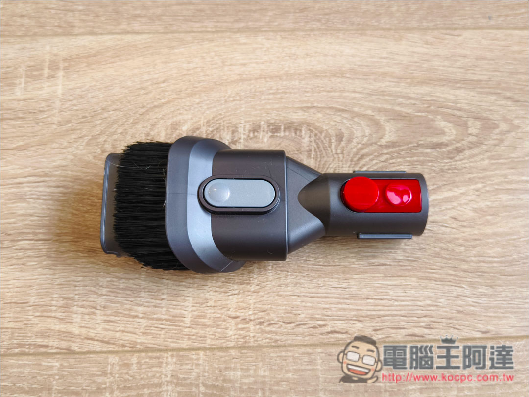 Dyson V12s Detect Slim Submarine 乾濕全能洗地吸塵器開箱：可乾吸、洗地的黑科技掃地神器 - 電腦王阿達