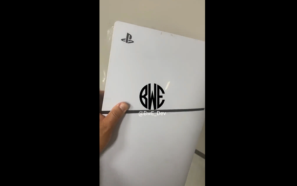 PS5 Slim 外殼動手玩影片、圖片現身，外殼中間多了特殊線條設計 - 電腦王阿達