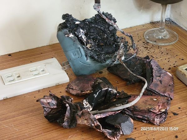 網紅大推的行動電源爆炸! 為何有BSMI安全認證的行動電源會爆炸? - 電腦王阿達