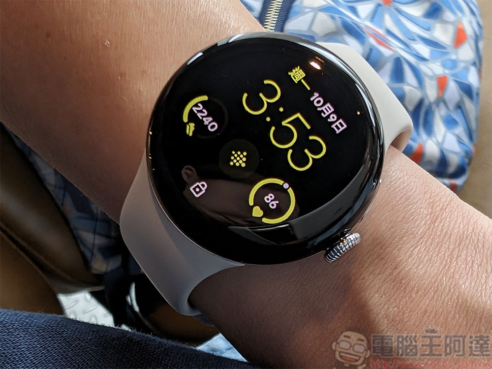 Google Pixel Watch 2 開箱上手：續航更長、速度更快、操作更順暢 - 電腦王阿達