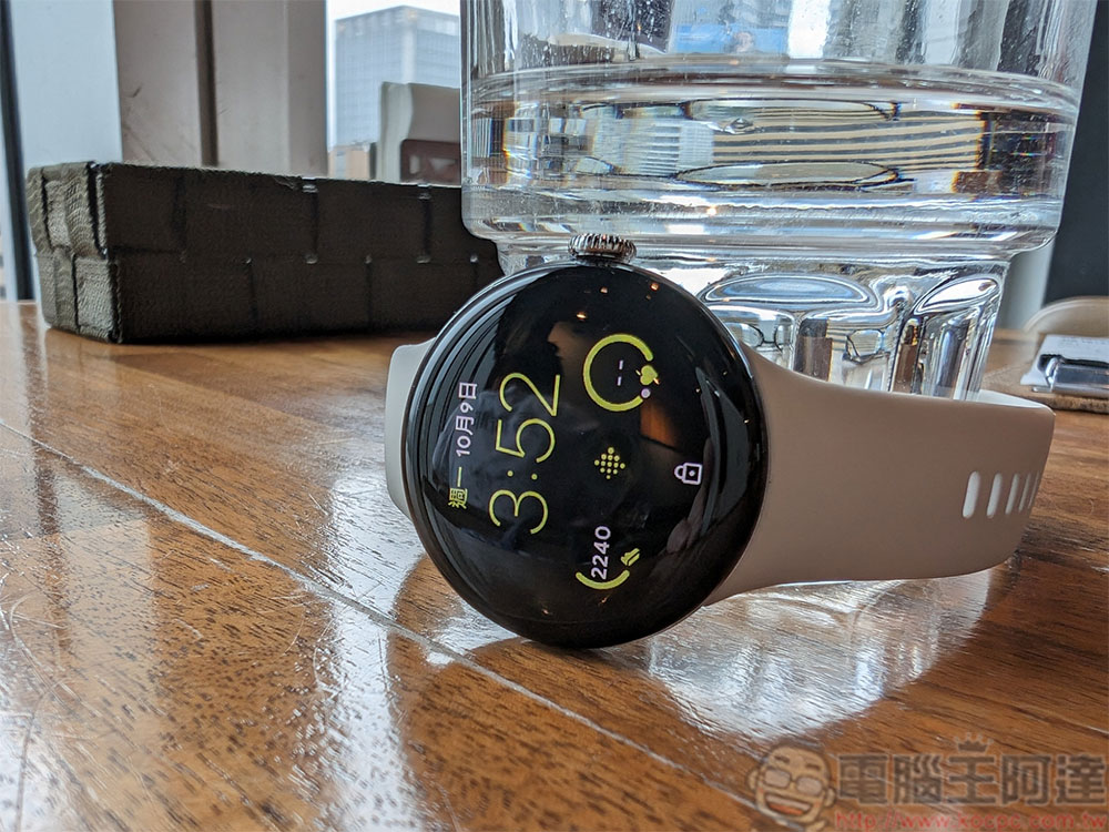 Google Pixel Watch 2 開箱上手：續航更長、速度更快、操作更順暢 - 電腦王阿達