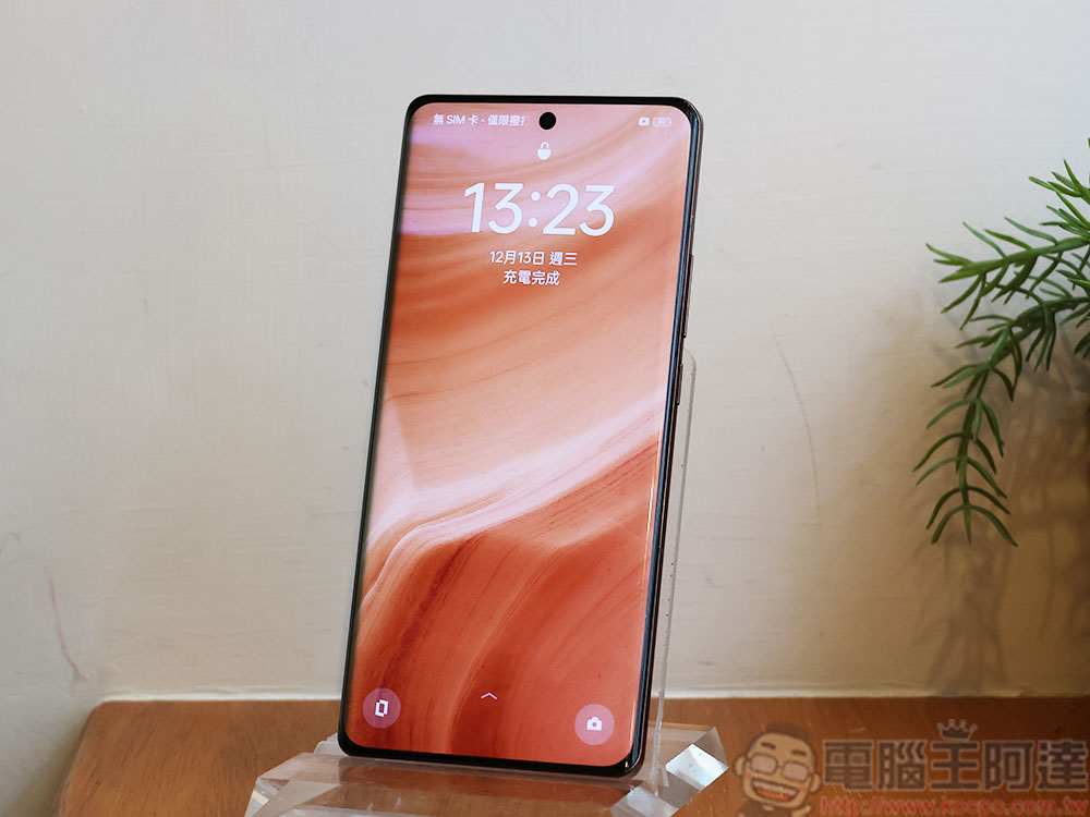 realme GT5 Pro 越級登場實機動眼看，正式宣告進入潛望長焦影像時代 - 電腦王阿達