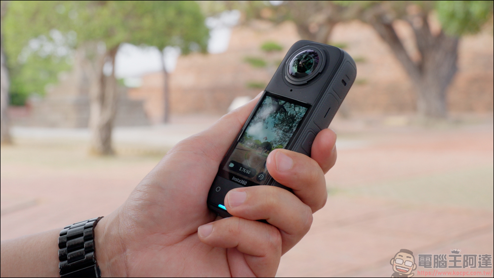 Insta360 X4 開箱動手玩：首款真 8K 全景運動相機，畫質全面提升 - 電腦王阿達