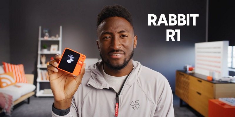 MKBHD 評測 Rabbit R1 心得：續航力差、出現幻覺、能使用的應用有限等多個痛點 - 電腦王阿達