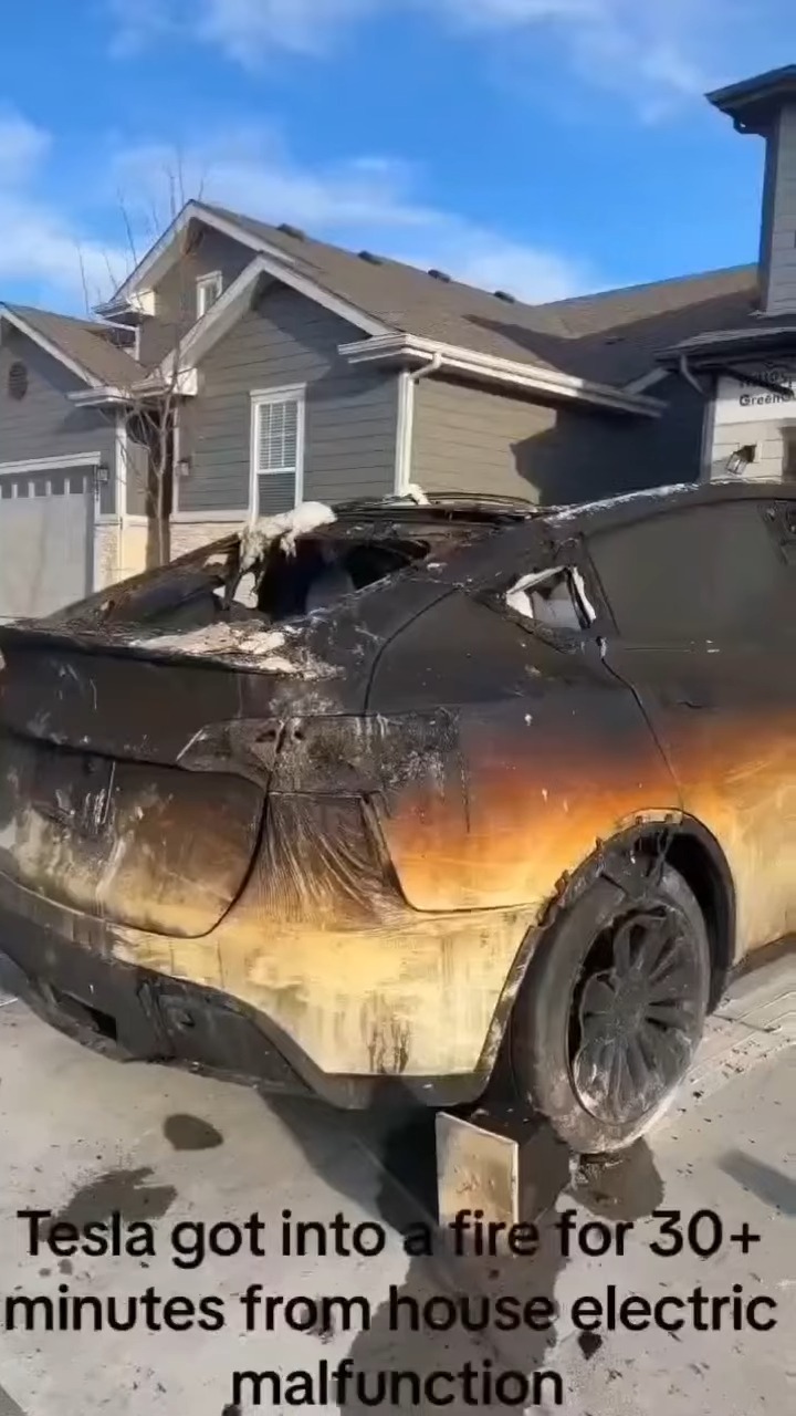 特斯拉 Model Y 遭遇 30 分鐘大火燃燒後車內功能居然還能使用？ - 電腦王阿達