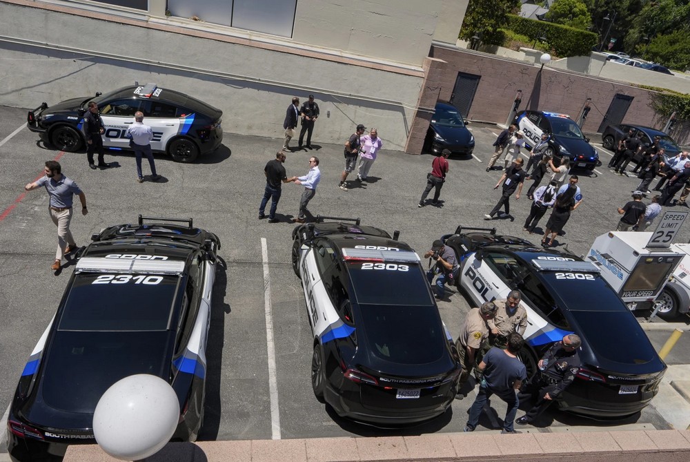 南加州南帕薩迪納市率先實現警車 100% 電動化！成為首個全面採用特斯拉電動警車的城市 - 電腦王阿達