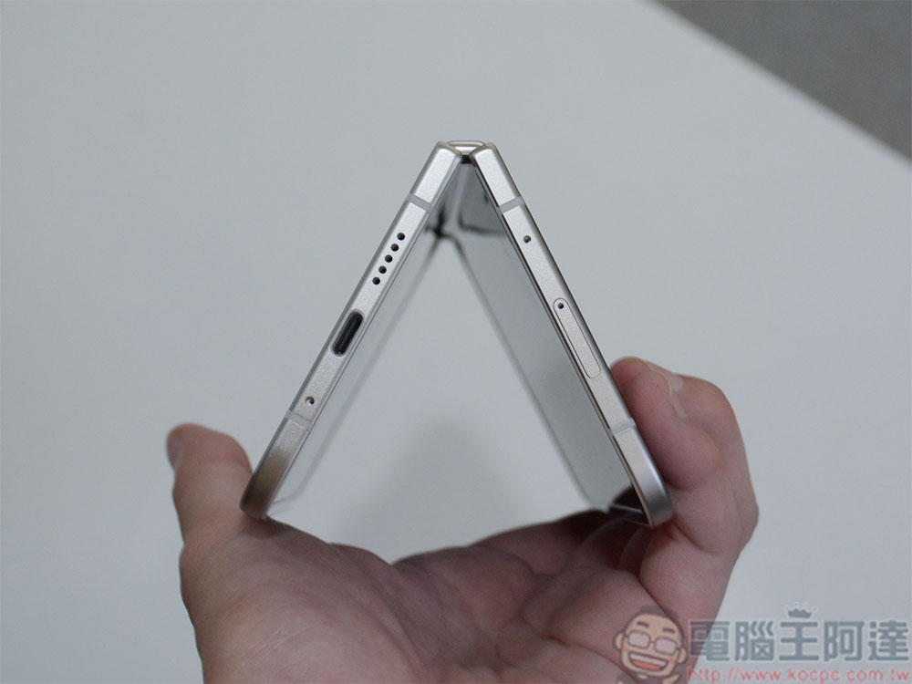 Pixel 9 Pro Fold 開箱實測：大摺疊雙螢幕運用更靈活 - 電腦王阿達