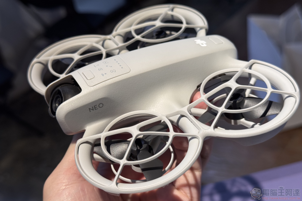 135g 輕量又免遙控 DJI NEO 空拍機台灣發表「放手飛」 - 電腦王阿達