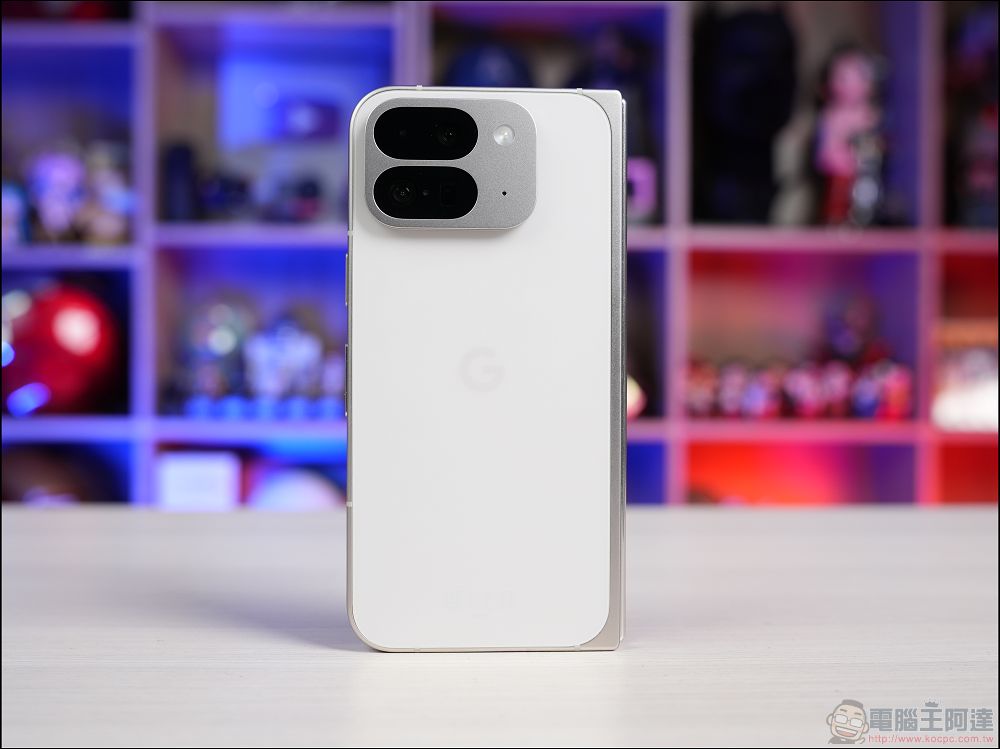 為 AI 而生的大螢幕折疊旗艦：Google Pixel 9 Pro Fold 開箱評測 - 電腦王阿達