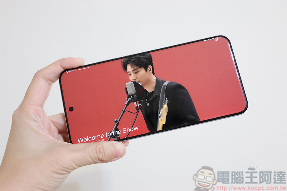 最新輕旗艦 OPPO Reno13 Pro 開箱實測：輕奢精工太美麗，相機、AI 實用功能全方位升級 - 電腦王阿達