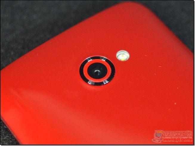 HTC Butterfly S15