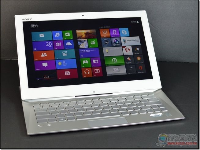 Sony_VAIO_DUO_13_35