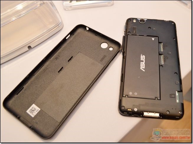 ASUS PadFone mini26