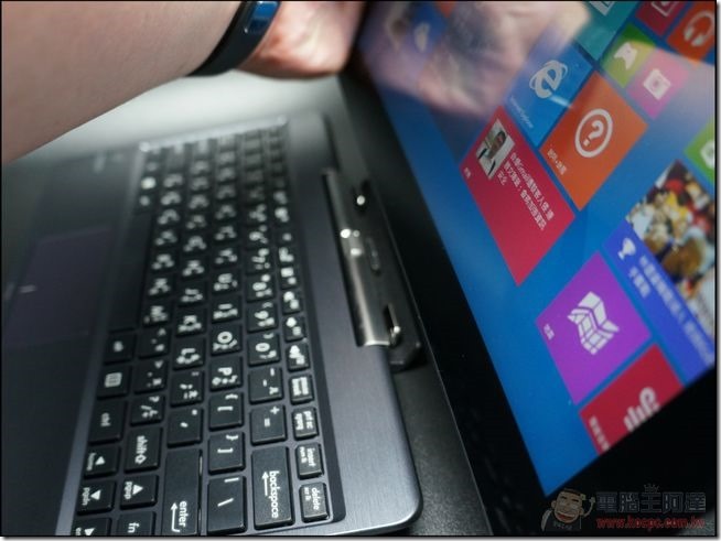 ASUS Transformer Book T100-21