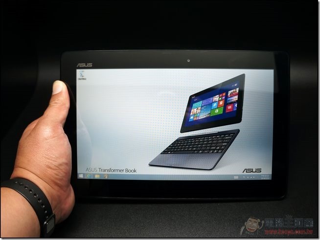 ASUS Transformer Book T100-24