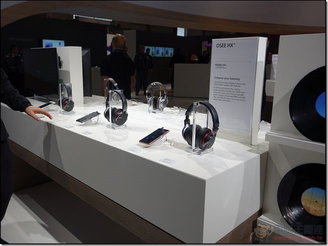 Sony-MWC (23)