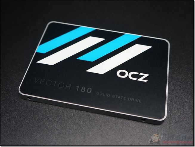 OCZ-VECTOR180-09