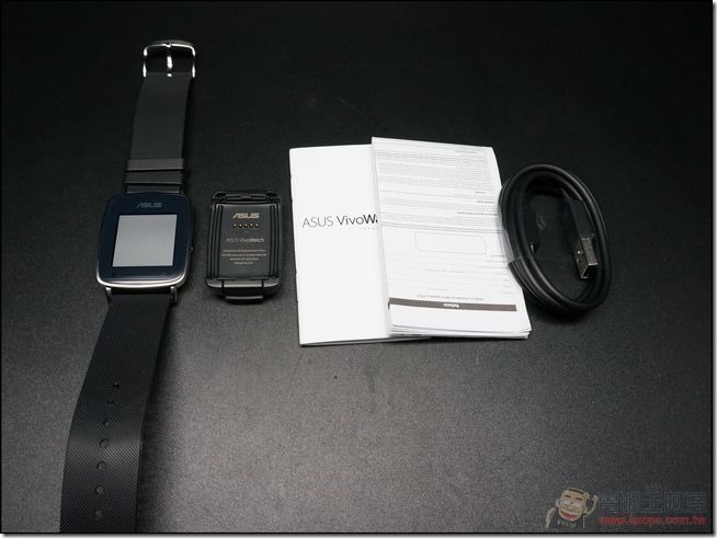 ASUS-VivoWatch-04