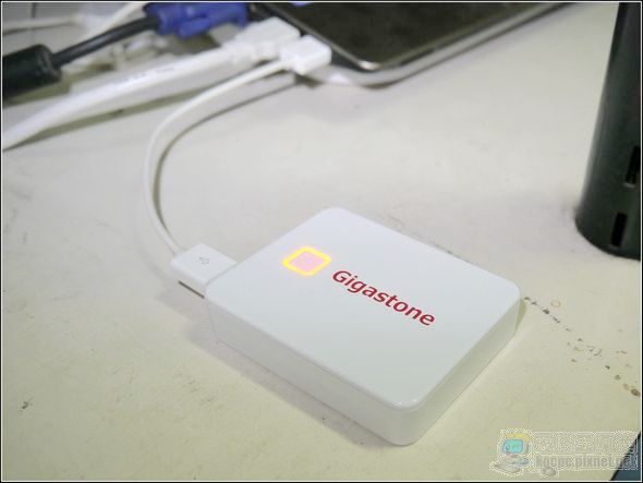 Gigastone 無線存儲充電寶13