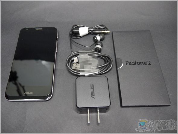 PadFone2外觀05